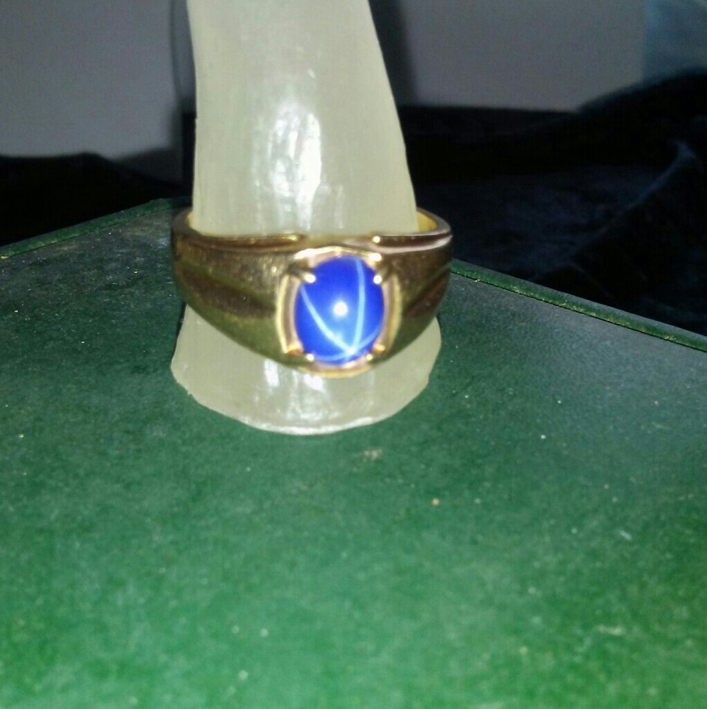Blue star sapphire ring